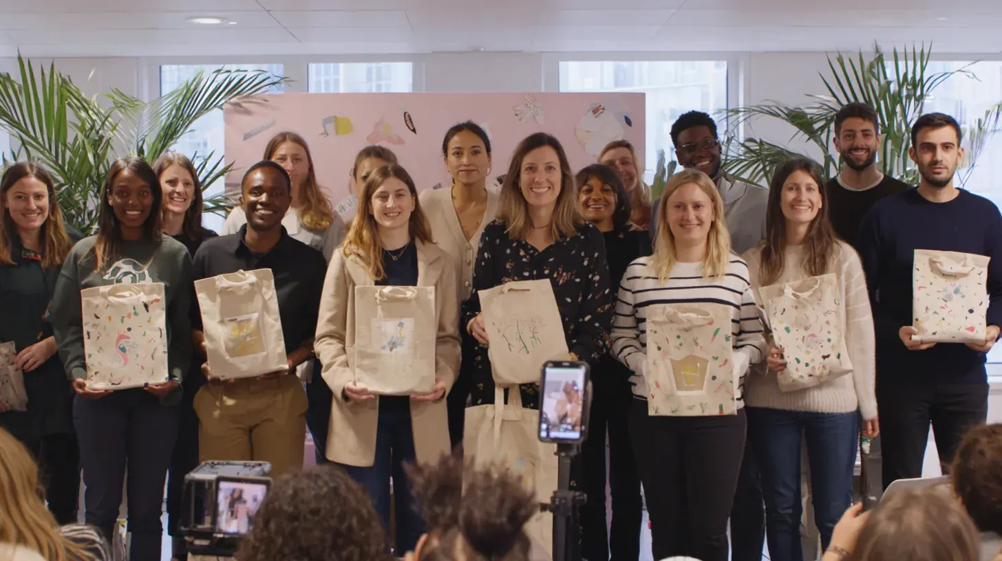 Atelier Customisation, moment de cohésion d'équipe réussi