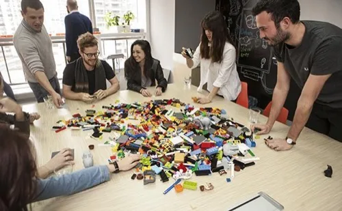 Atelier LEGO team building au bureau